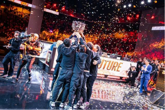 T1战队3-1击败DK晋级世界赛，战神oner豪取5杀荣耀！